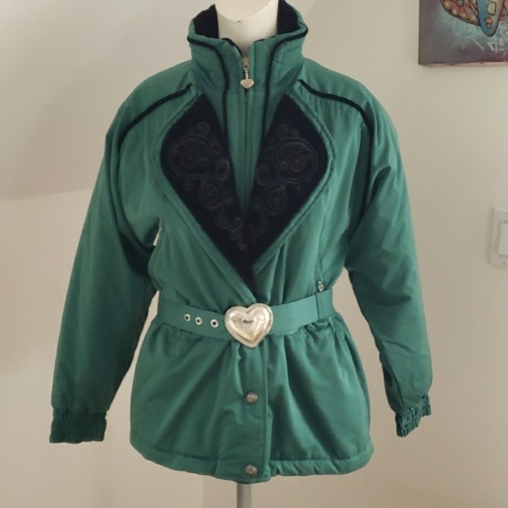 Obermeyer Akasha Womens Ski Jacket Emerald Green with Black Velvet Trim, Size 8